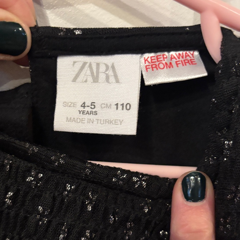 Zara Black Dress with Star Pattern - Picture 3 of 5